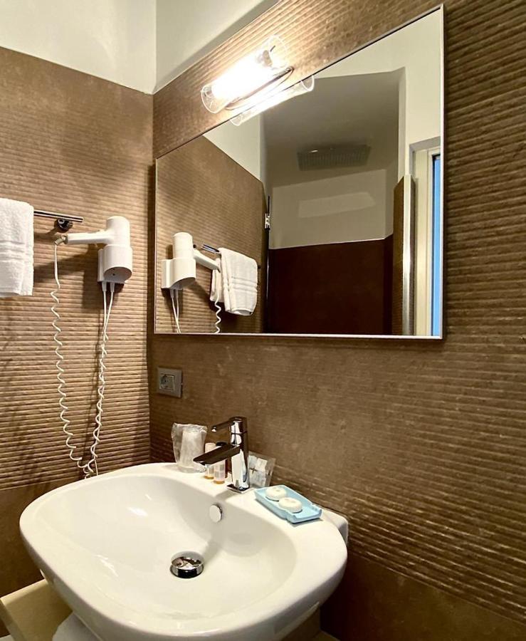 Iamartino Quality Rooms Termoli Exteriör bild