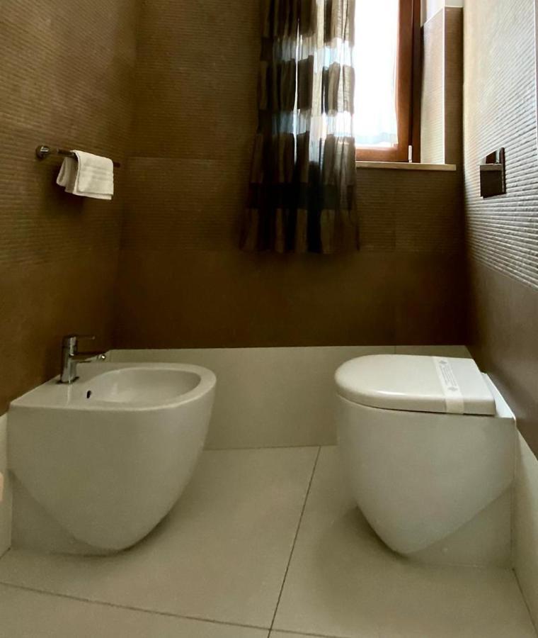 Iamartino Quality Rooms Termoli Exteriör bild
